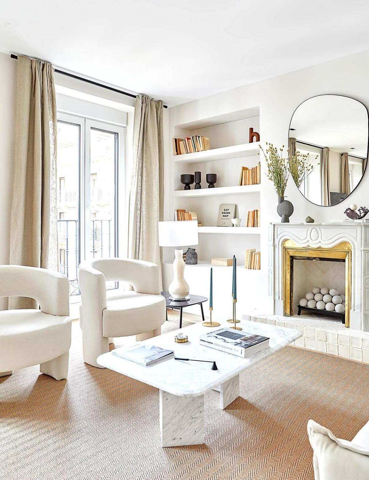 4-bedrooms Apartment *
