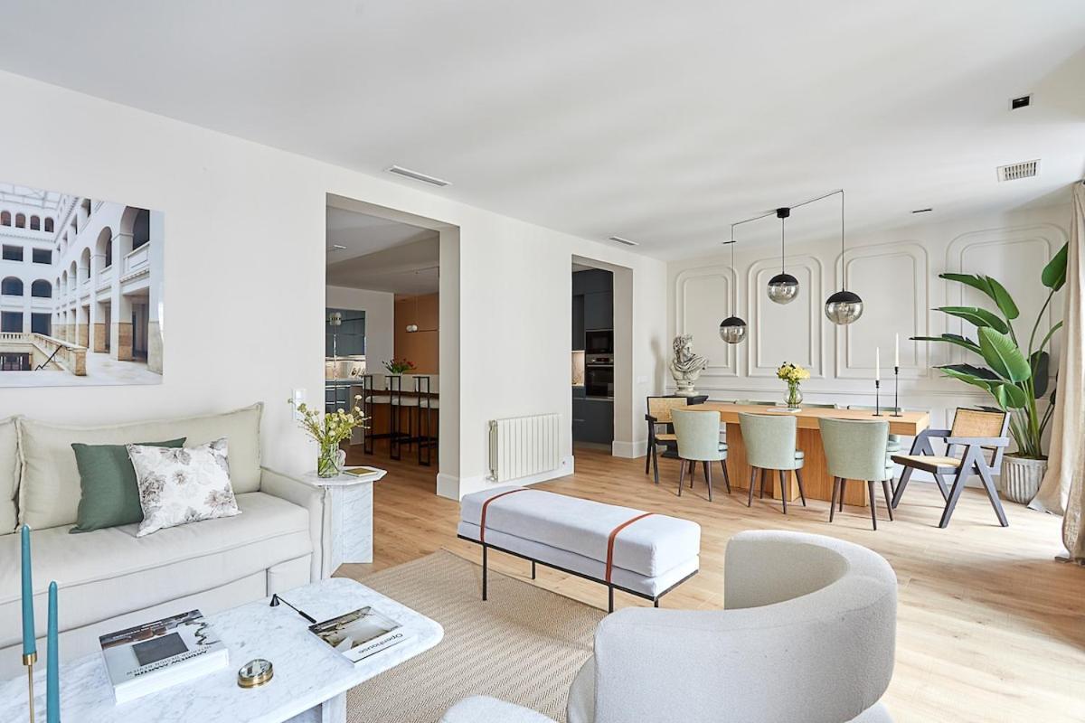 Apartment 4-bedrooms Munich
